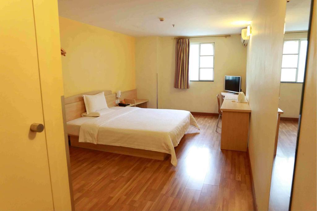 7Days Inn Suizhou Jiaotong Avenue Luhe Δωμάτιο φωτογραφία